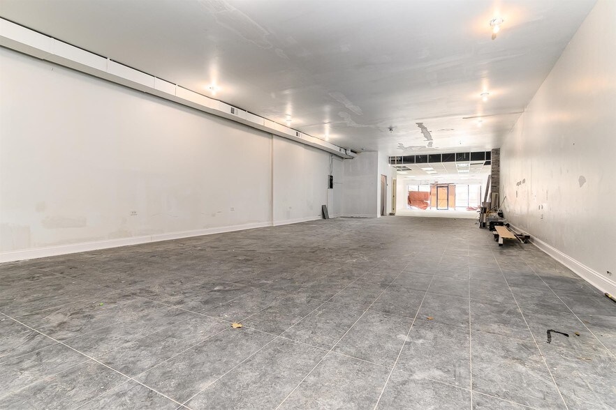 Primary Photo Of 4134-4136 W North Ave, Chicago Storefront Retail Residential For Lease