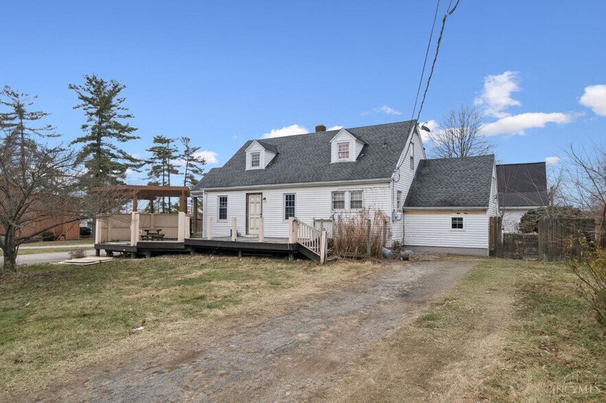 More Photos Of 4047 Mclean Dr, Cincinnati Office For Sale