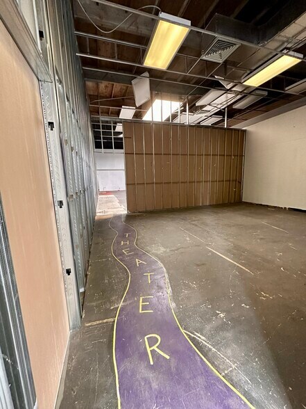 More Photos Of 780 S Beretania St, Honolulu Storefront For Lease