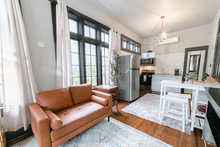 More Photos Of 207 Michigan Ave, Mobile Multifamily For Sale