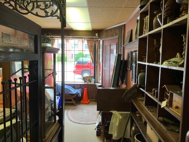 More Photos Of 1523 N Cotner Blvd, Lincoln Storefront Retail Residential For Sale