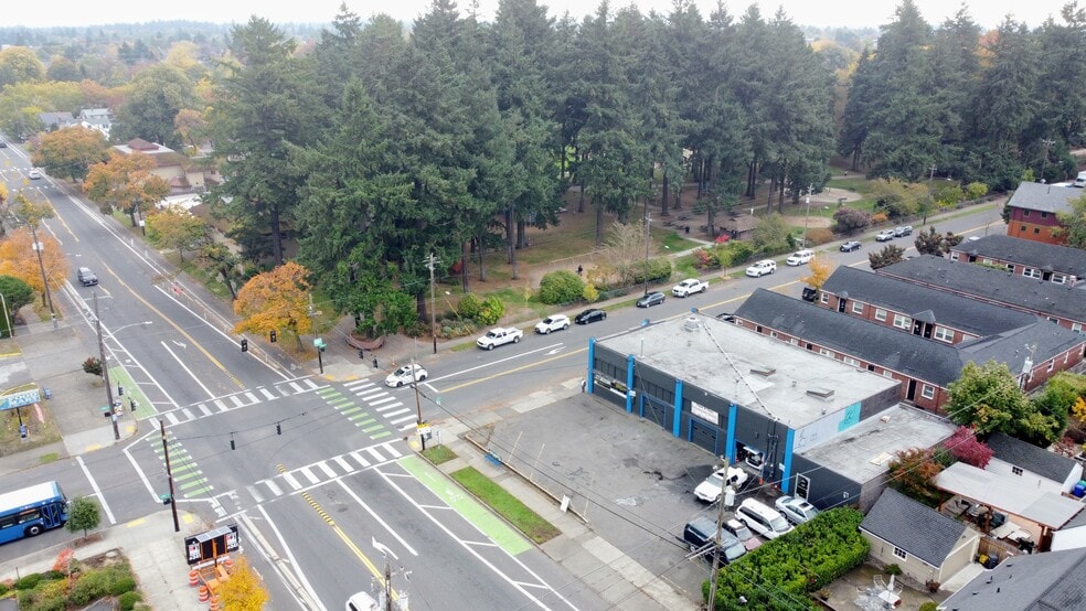 More Photos Of 6425 N Albina Ave, Portland Freestanding For Sale