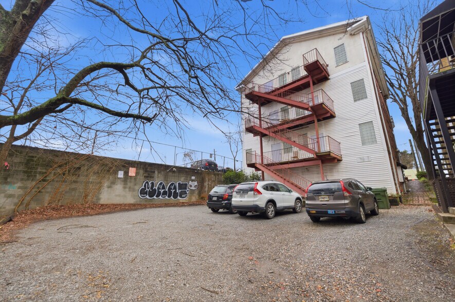 More Photos Of 483 Moreland Ave, Atlanta Office For Lease