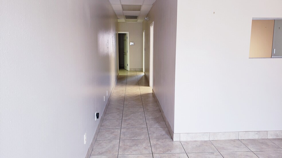 More Photos Of 8230 W Charleston Blvd, Las Vegas Medical For Sale