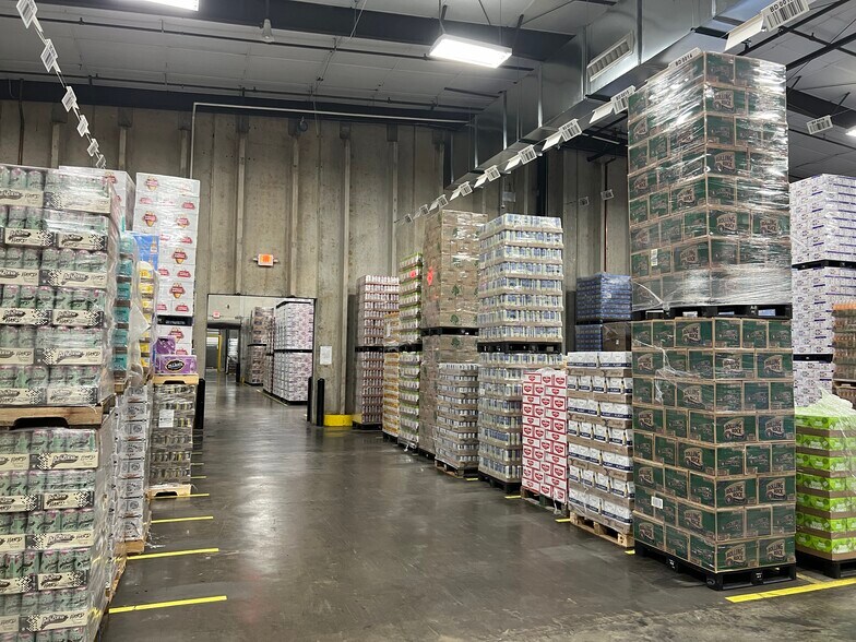 More Photos Of 10777 High Point Dr, Olive Branch Distribution For Sale