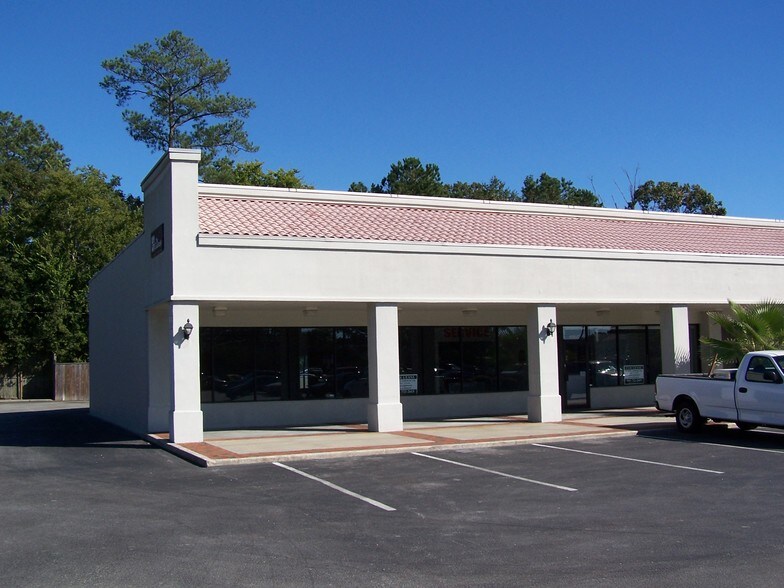 More Photos Of 630 Skylark Dr, Charleston Unknown For Lease