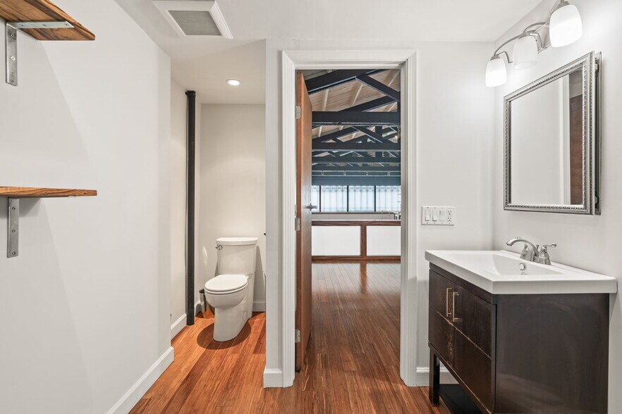 More Photos Of 865 Post St, San Francisco Storefront For Lease