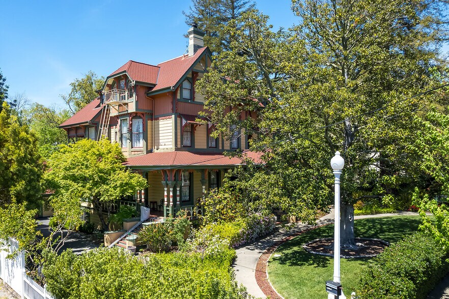 More Photos Of 333 G St, San Rafael Apartments For Sale