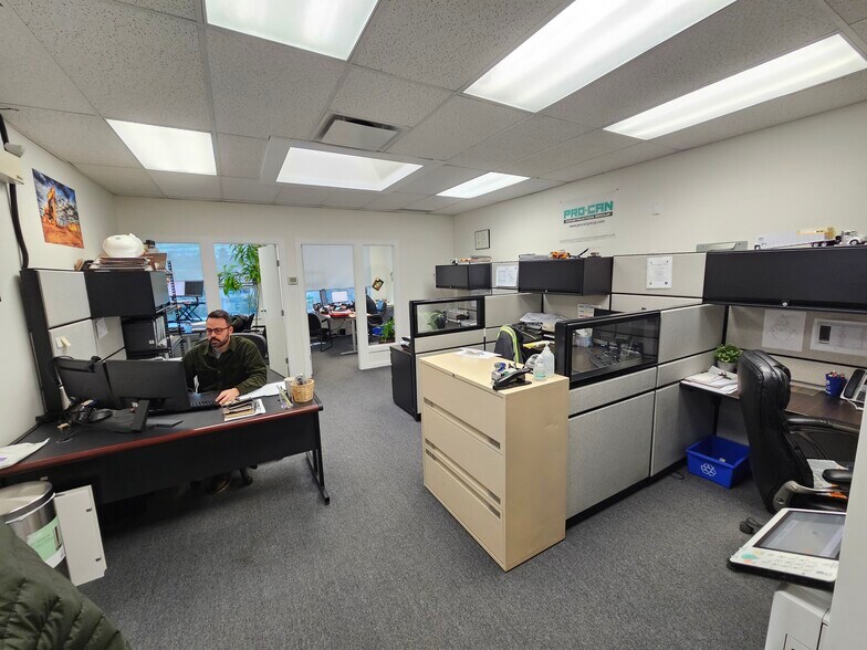 More Photos Of 3993 Henning Dr, Burnaby Research And Development For Sale