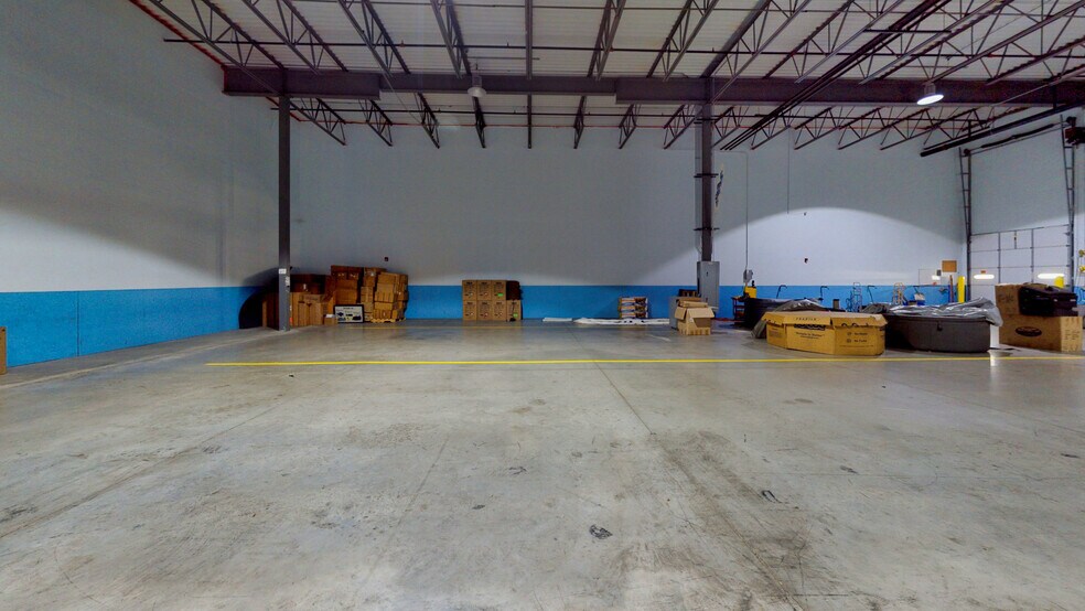 More Photos Of 150 Kendall Point Dr, Oswego Manufacturing For Lease
