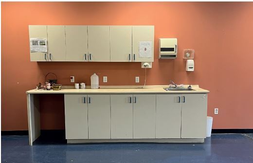 More Photos Of 1300 Rue De Louvain O, Montréal Light Manufacturing For Lease