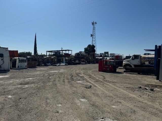 More Photos Of 1016 S Wilson Way, Stockton Truck Terminal For Lease