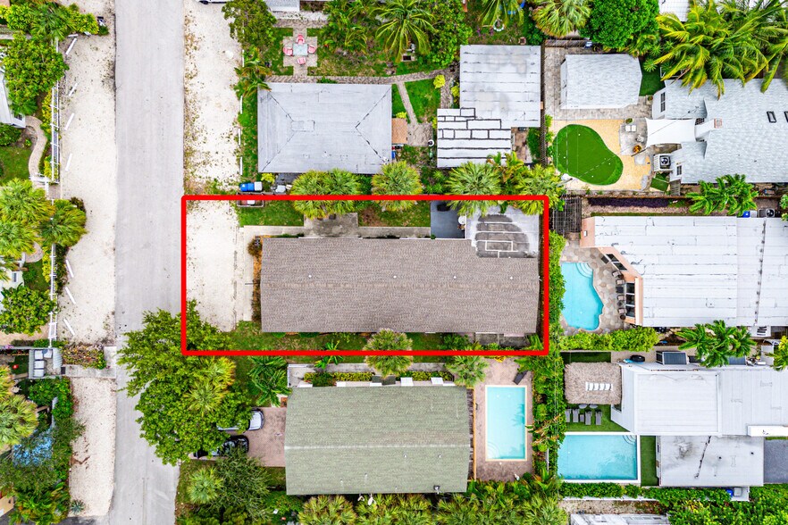 More Photos Of 3308 SE 3rd St, Pompano Beach Specialty For Sale