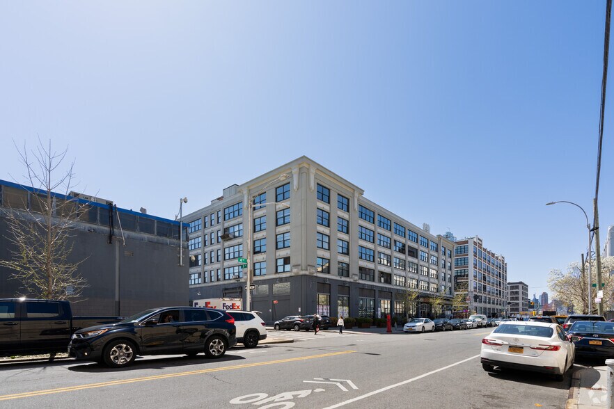 More Photos Of 31-00 47th Ave, Long Island City Industrial For Lease