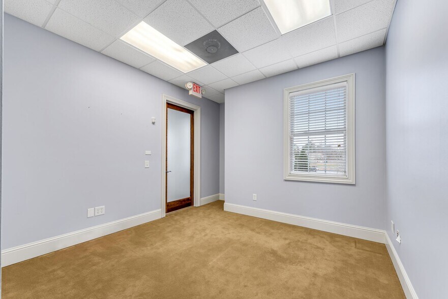 More Photos Of 3475 Dallas Hwy, Marietta Office For Lease