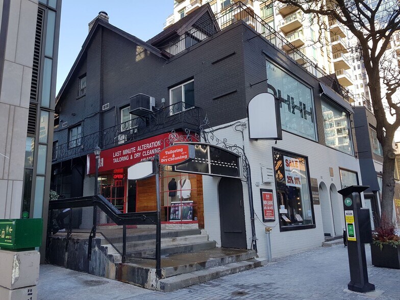 More Photos Of 88-90 Yorkville Ave, Toronto Storefront Retail Office For Lease