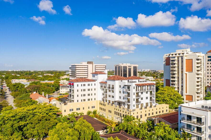 More Photos Of 1091 Galiano St, Coral Gables Apartments For Sale