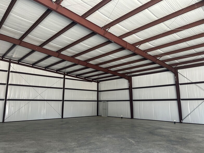 More Photos Of 8723 Humble Westfield Rd, Humble Warehouse For Sale