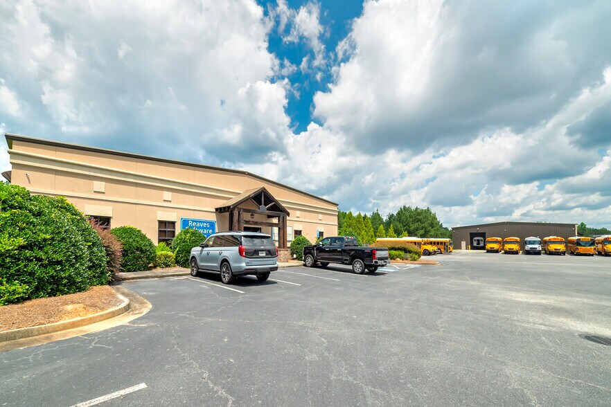 More Photos Of 4611 Ivey Dr, Macon-Bibb Office For Lease