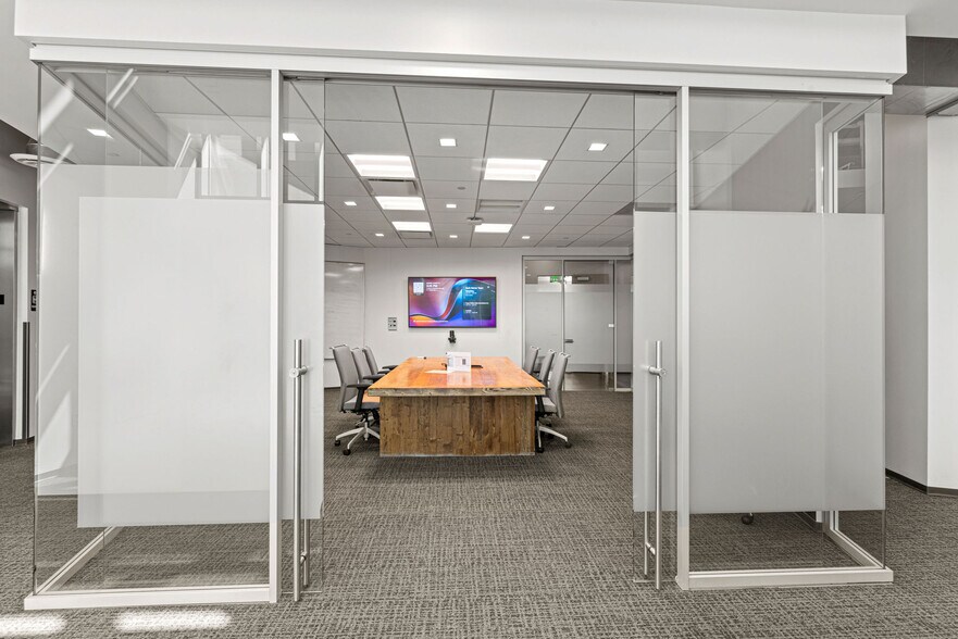 More Photos Of 4931 N 300 W, Provo Office For Lease