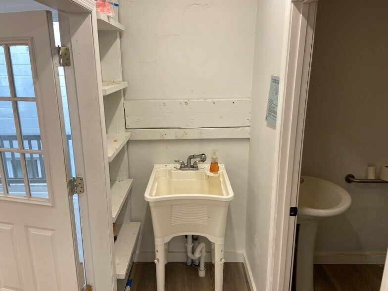 More Photos Of 3971 Wolf Pen Gap Rd, Suches Convenience Store For Lease