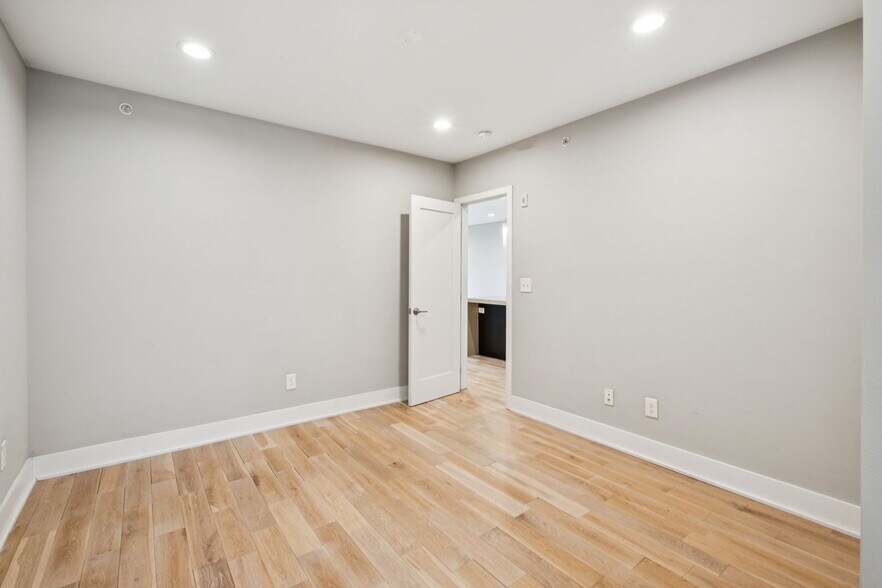More Photos Of 1516 Green St, Philadelphia Apartments For Sale