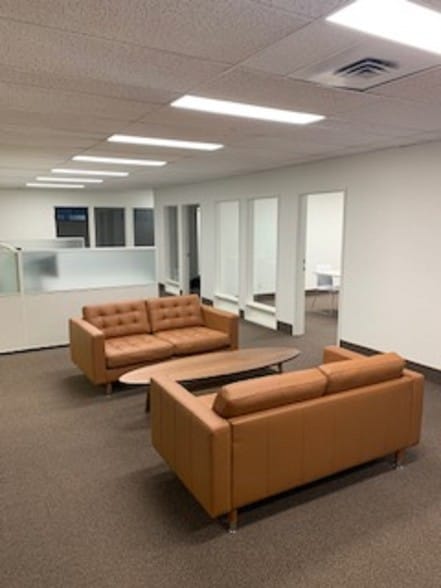 More Photos Of 455 Rue Notre-Dame E, Montréal Loft Creative Space For Sale