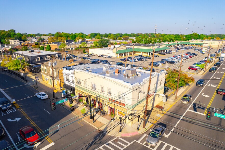 More Photos Of 99 Center St, Garwood Freestanding For Sale