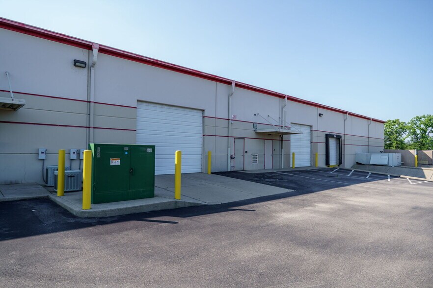 More Photos Of 8261 State Route 235, Dayton Light Manufacturing For Sale