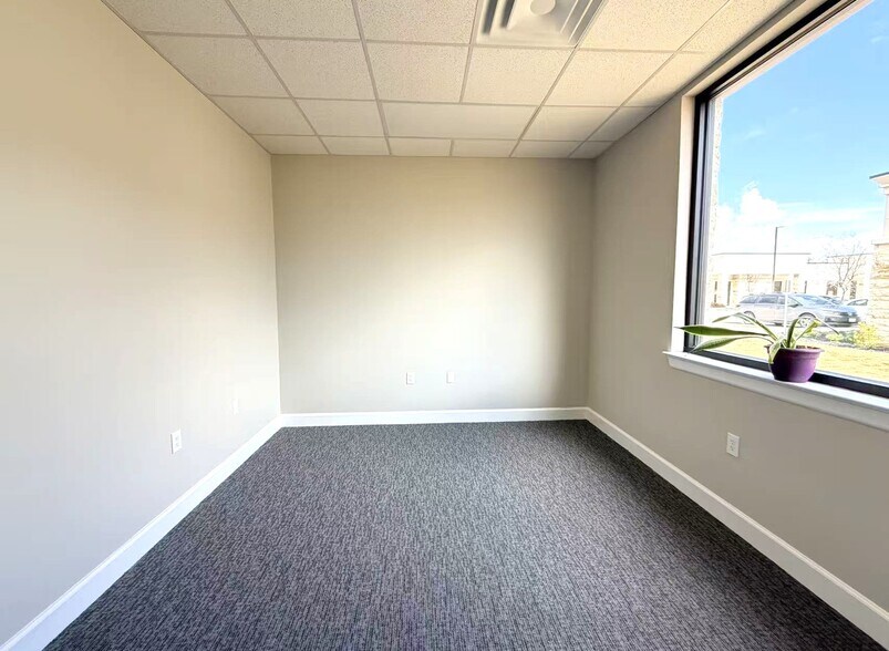More Photos Of 28111 S Firethorne Rd, Katy Medical For Lease