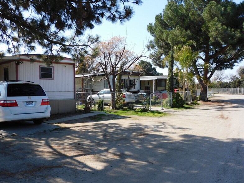 More Photos Of 815-849 S Indiana St, Porterville Manufactured Housing Mobile Home Park For Sale
