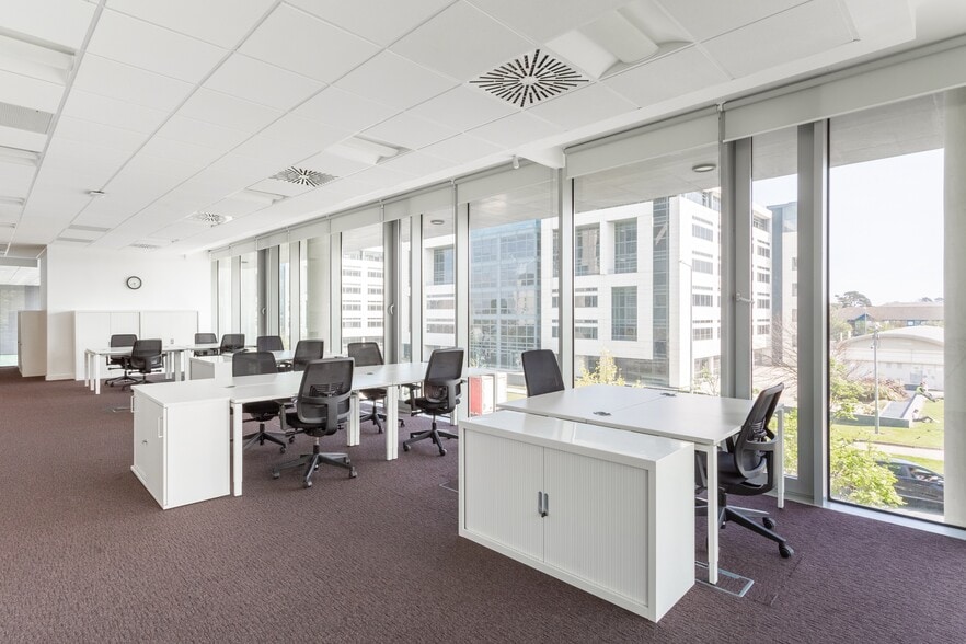 More Photos Of 4600 Touchton Rd, Jacksonville Coworking Space