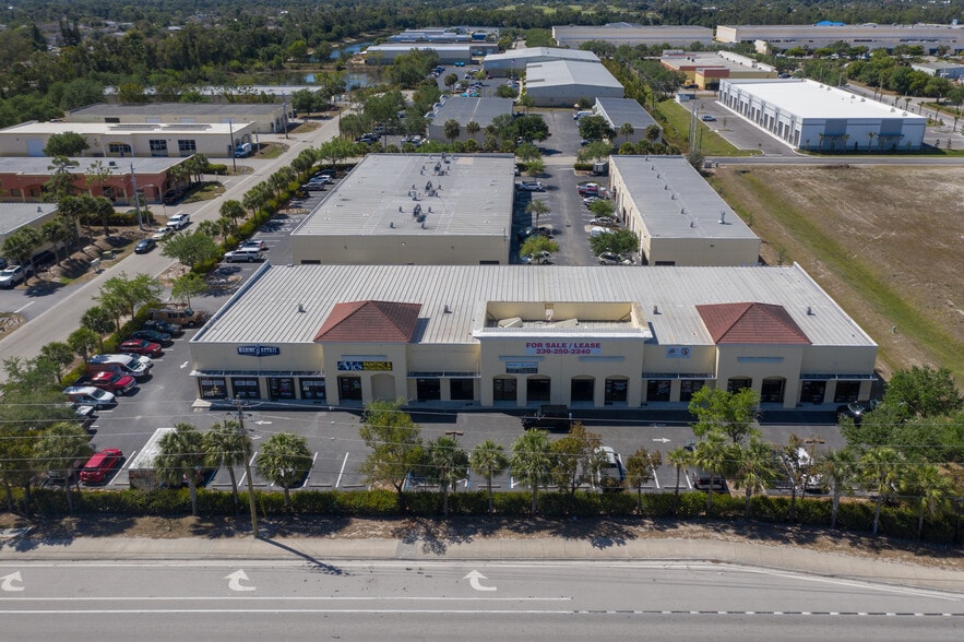 More Photos Of 17030 Alico Commerce Ct, Fort Myers Warehouse For Sale
