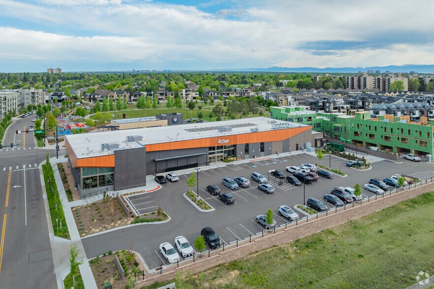 More Photos Of 7059 E Lowry Blvd, Denver Supermarket For Sale