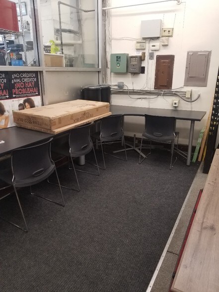 More Photos Of 73 Central Ave, Albany Storefront Retail Residential For Sale