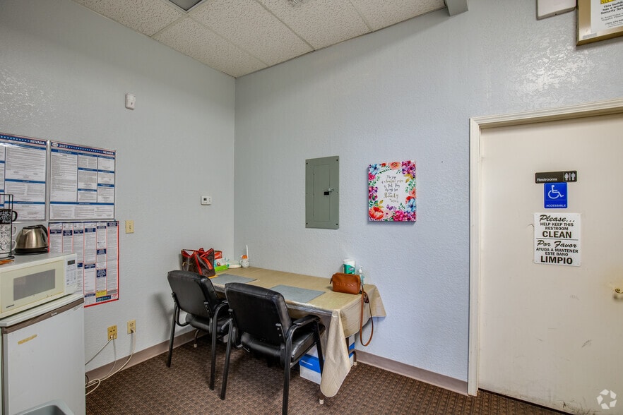 More Photos Of 2520 S Eastern Ave, Las Vegas Freestanding For Sale