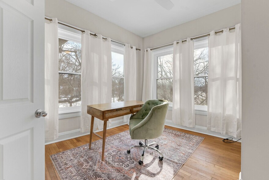 More Photos Of 2617 Euclid Heights Blvd, Cleveland Heights Apartments For Sale