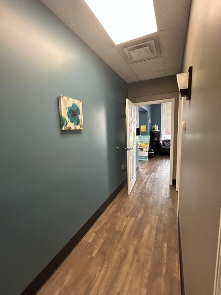 More Photos Of 2271-2283 Grand Island Blvd, Grand Island Storefront Retail Office For Lease