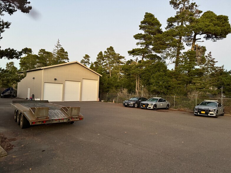 More Photos Of 4480 Highway 101, Florence Industrial For Sale