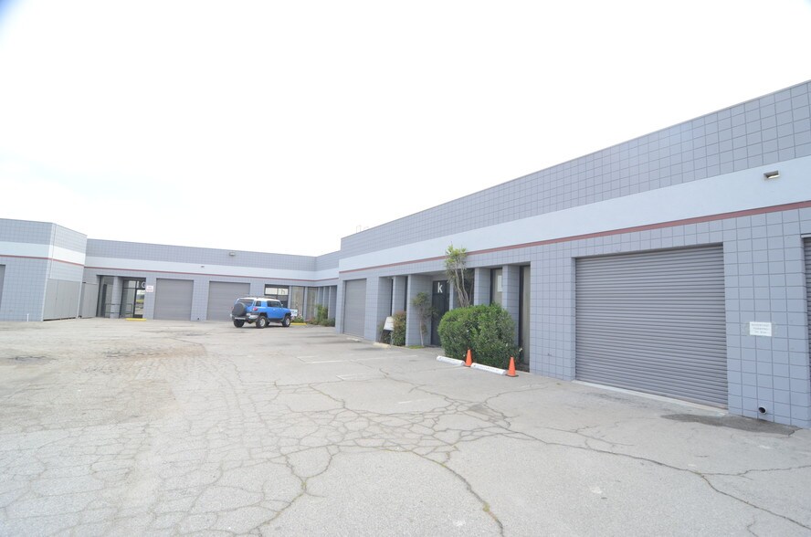 More Photos Of 6850 Vineland Ave, North Hollywood Manufacturing For Sale