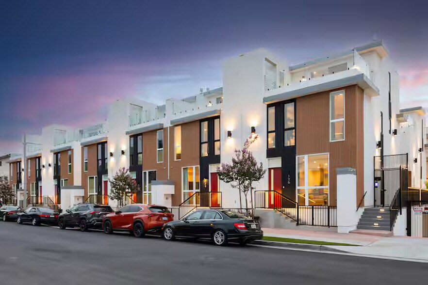More Photos Of 113-153 W Plymouth St, Inglewood Apartments For Sale