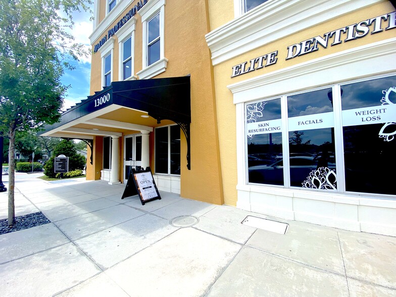 More Photos Of 3801 Avalon Park East Blvd, Orlando Unknown For Lease