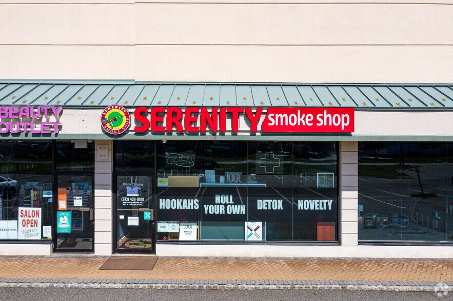 More Photos Of 461 US Highway 46, Fairfield Freestanding For Lease