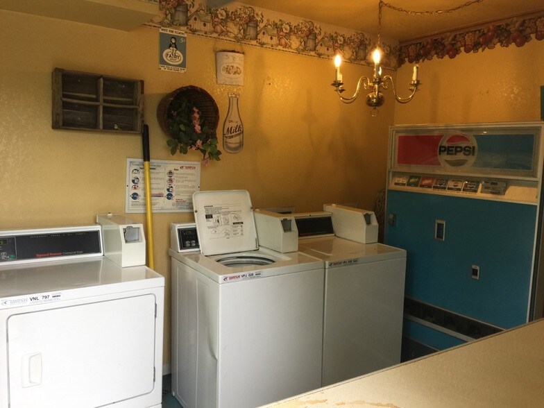 More Photos Of 4835 Orange Grove Ave, Sacramento Apartments For Sale