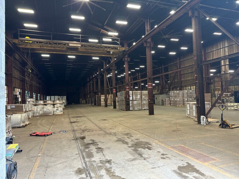 More Photos Of 4530 N 25th St, Terre Haute Warehouse For Lease