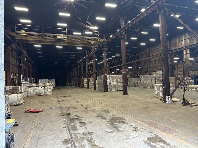 More Photos Of 4530 N 25th St, Terre Haute Warehouse For Lease
