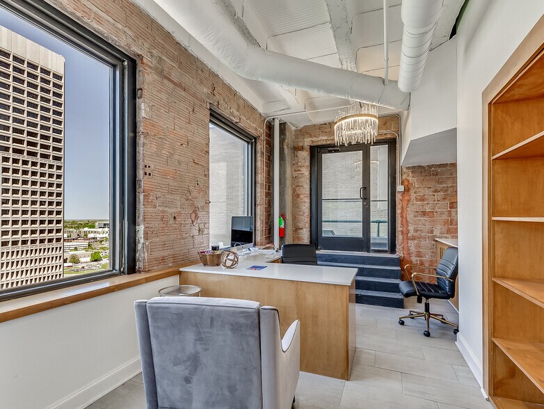 More Photos Of 204 N Robinson Ave, Oklahoma City Office Residential For Lease