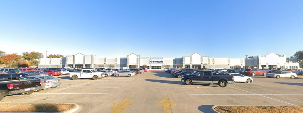 More Photos Of 8555 Airport Fwy, North Richland Hills Office For Sale