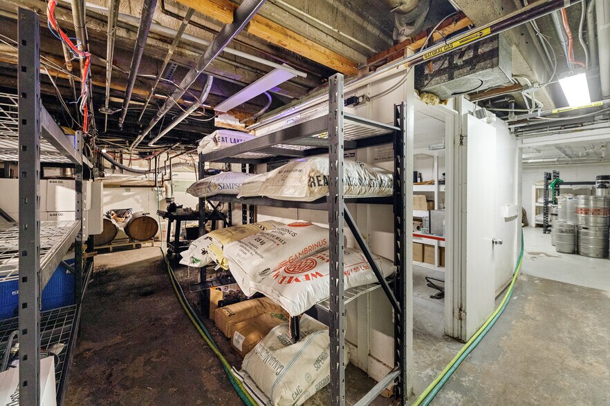 More Photos Of 120 S Park St, Traverse City Restaurant For Sale