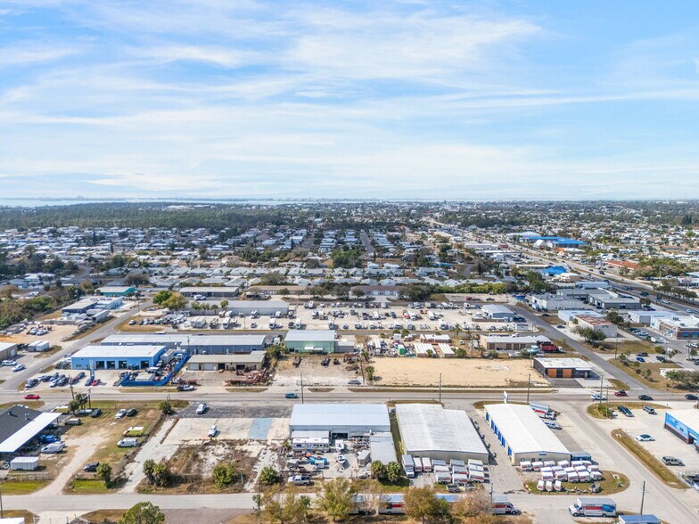 More Photos Of 6478 San Casa Dr, Englewood Warehouse For Lease